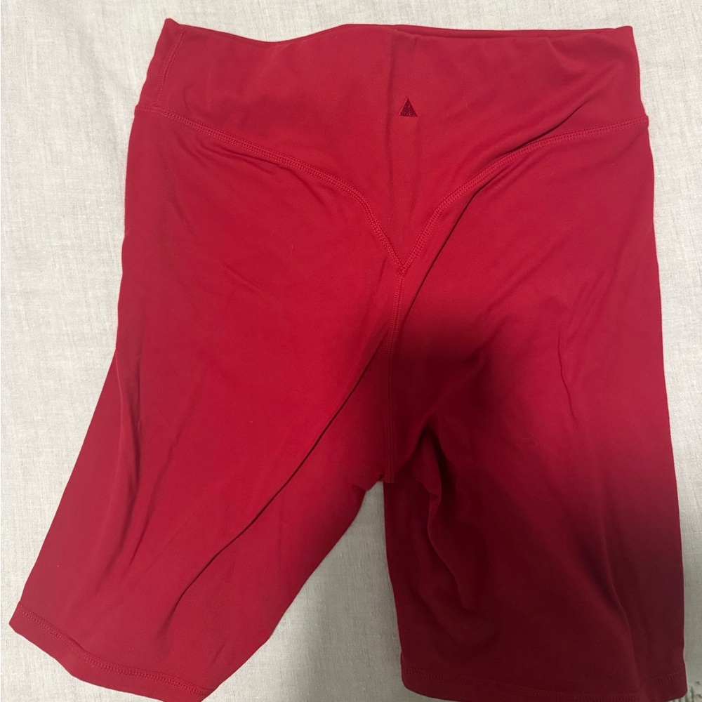 Vitality cloud II biker short size medium red